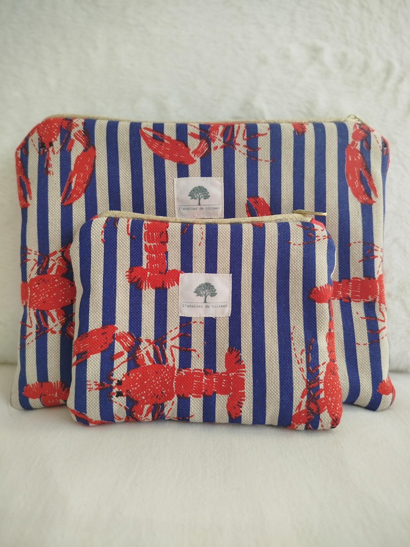 Pochette zippée artisanal cousu main tissu rayure bleue