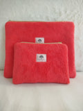 Pochette zippée artisanal cousu main , tissu éponge bambou corail